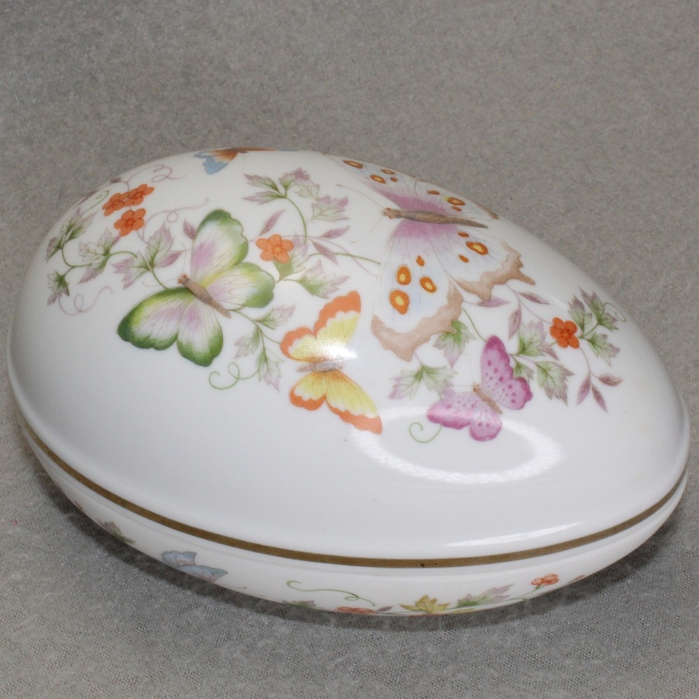 Avon Trinket Box Unisex White Butterfly Porcelain 1974 Gold Trim Vintage Decor